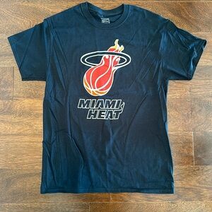 Miami Heat Vintage 90s Logo Shirt Size Adult Medium